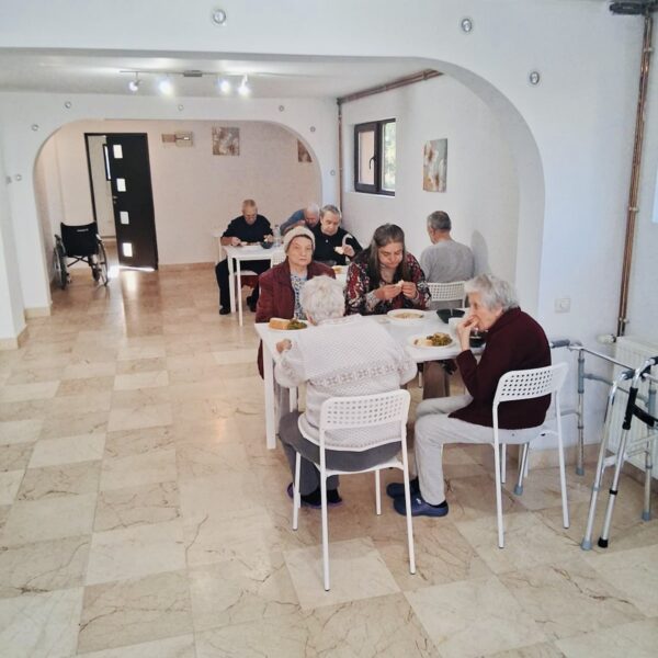 Sala de mese pentru rezidenții Centrului Silenzia